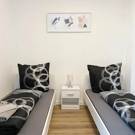 Apartment For Fitters I Schützenstr 4-12 *