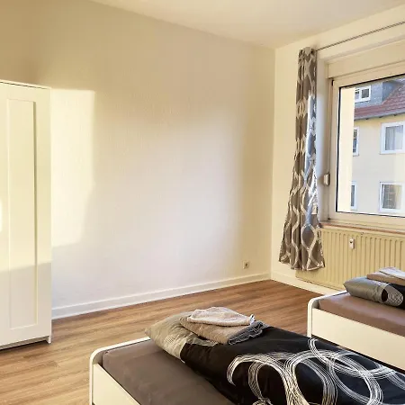 Apartment For Fitters I Schützenstr 4-12 *