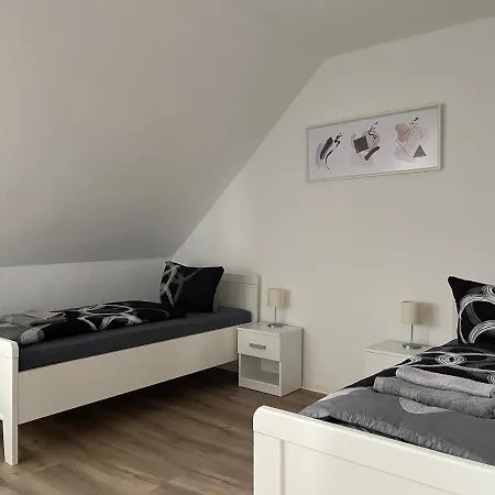 Apartment For Fitters I Schuetzenstr 4-12 *