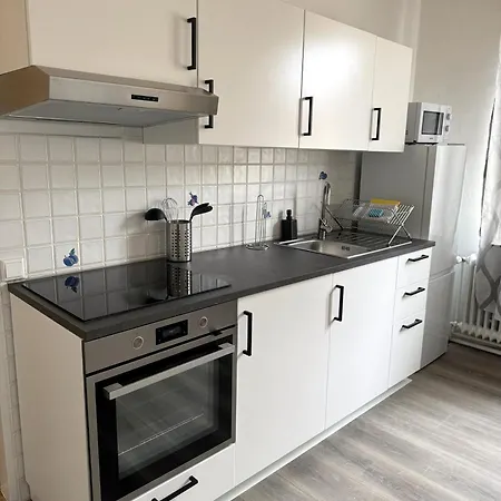 For Fitters I Schuetzenstr 4-12 Apartment
