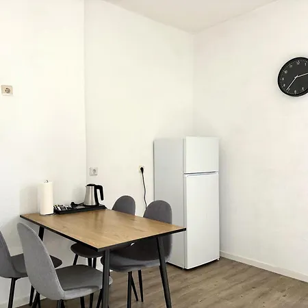 Apartment For Fitters I Schuetzenstr 4-12