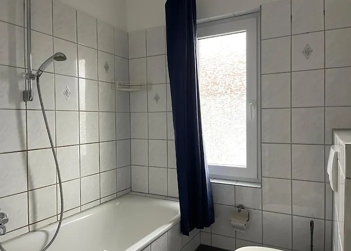 For Fitters I Schuetzenstr 4-12 Lejlighed *